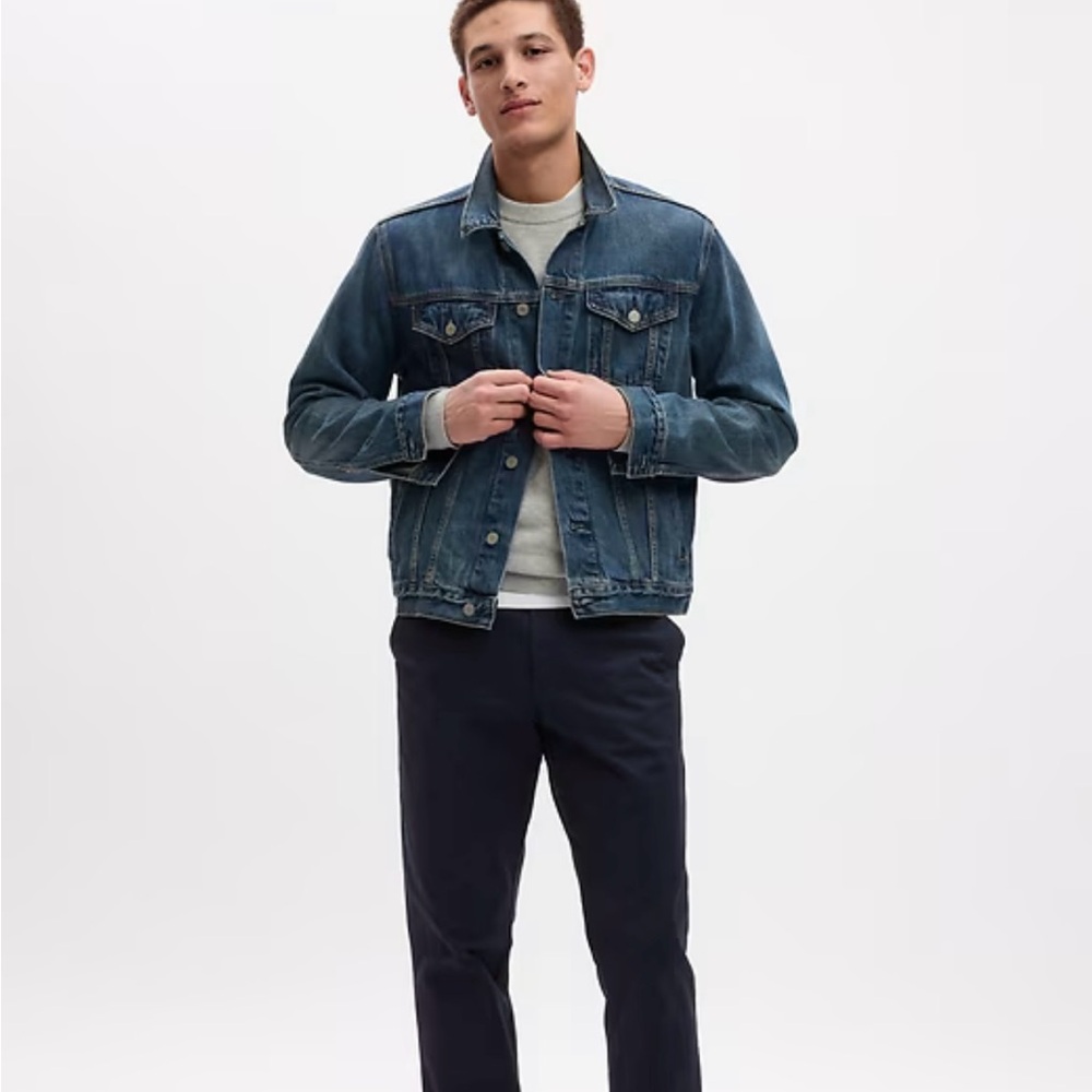 GAP Men's Modern Straight Khaki